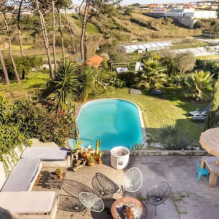 Santa Cruz Surf House By Stoke Travel Bed & Breakfast *