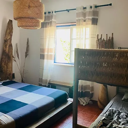 ベッド・アンド・ブレックファスト Santa Cruz Surf House By Stoke Travel ア・ドス・クニャードス