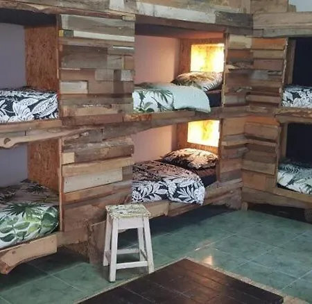 Santa Cruz Surf House By Stoke Travel