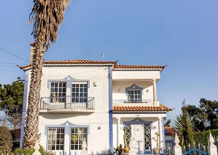 Santa Cruz Surf House By Stoke Travel *