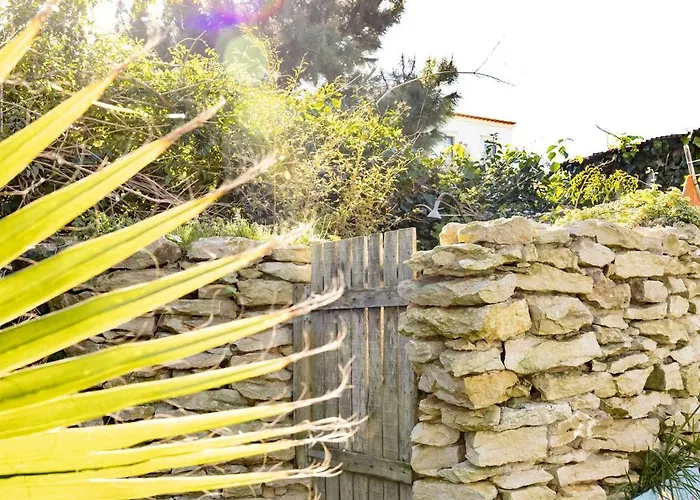 Alojamento de Acomodação e Pequeno-almoço Santa Cruz Surf House By Stoke Travel Aldeia dos Cunhados