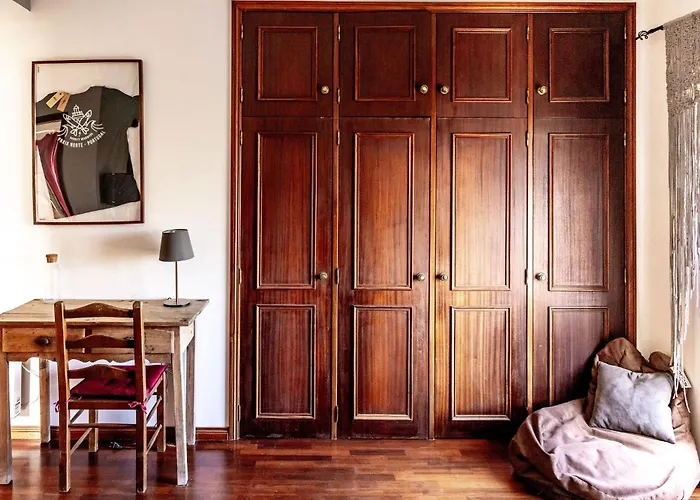 Santa Cruz Surf House By Stoke Travel