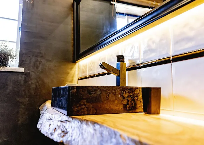 Alojamento de Acomodação e Pequeno-almoço Santa Cruz Surf House By Stoke Travel Aldeia dos Cunhados